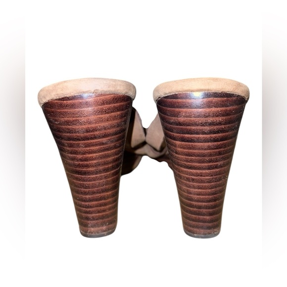 UGG Julita Black Platform Sandals – Size 7 - Picture 4 of 7